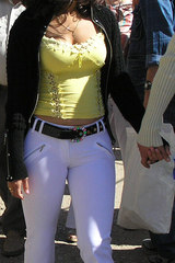 Voyeur pics of a hot camel toe in white pants